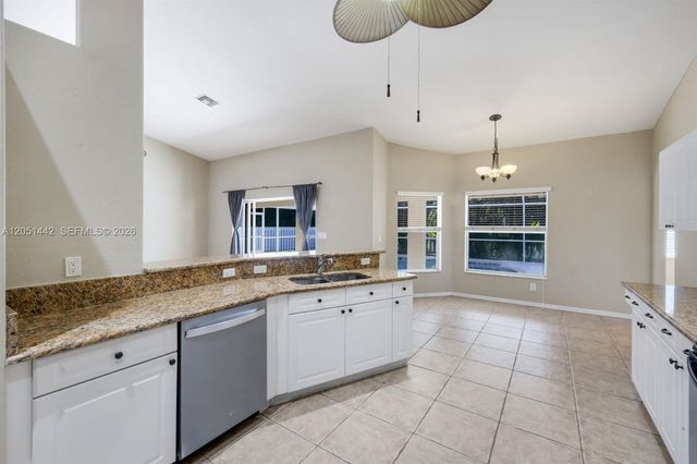 1121 NW 27th Avenue, Cape Coral, FL 33993