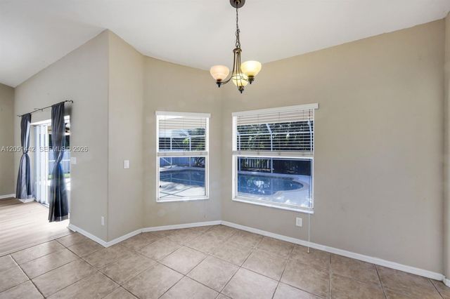 1121 NW 27th Avenue, Cape Coral, FL 33993