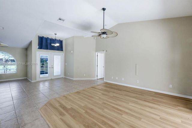 1121 NW 27th Avenue, Cape Coral, FL 33993