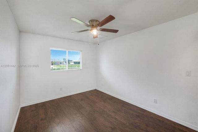 1121 NW 27th Avenue, Cape Coral, FL 33993