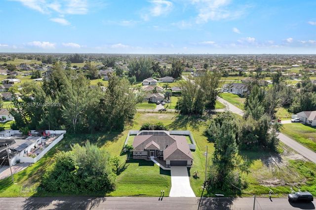 1121 NW 27th Avenue, Cape Coral, FL 33993