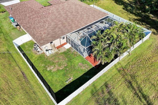 1121 NW 27th Avenue, Cape Coral, FL 33993