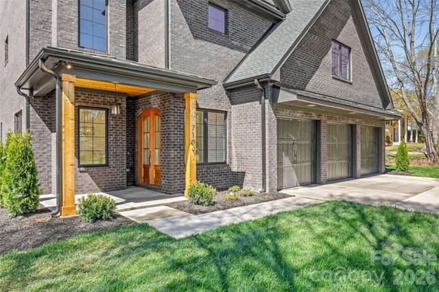 7109 Essington Drive, Charlotte, NC 28270