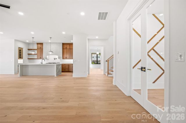 7109 Essington Drive, Charlotte, NC 28270