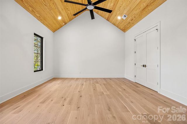 7109 Essington Drive, Charlotte, NC 28270