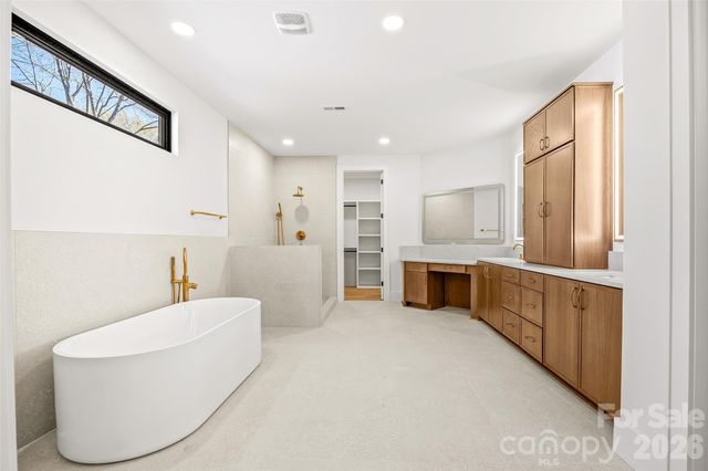 7109 Essington Drive, Charlotte, NC 28270