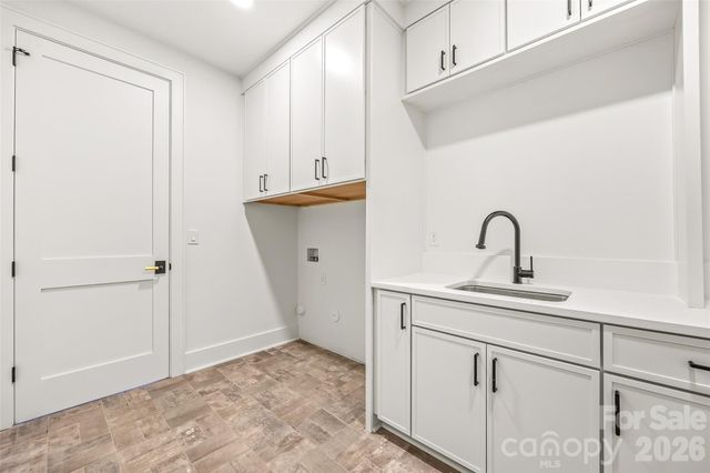 7109 Essington Drive, Charlotte, NC 28270