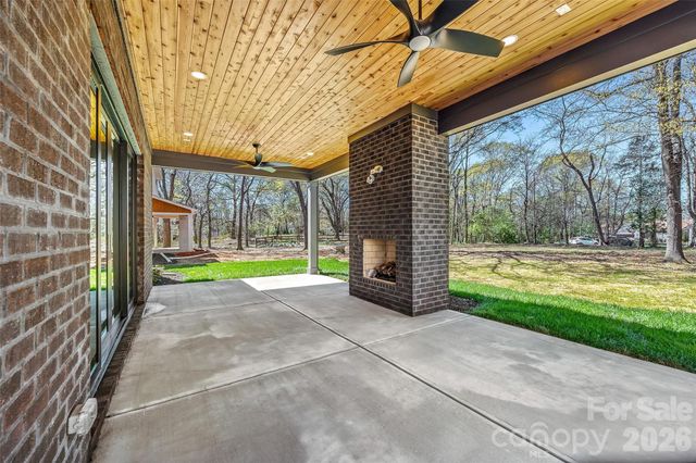 7109 Essington Drive, Charlotte, NC 28270