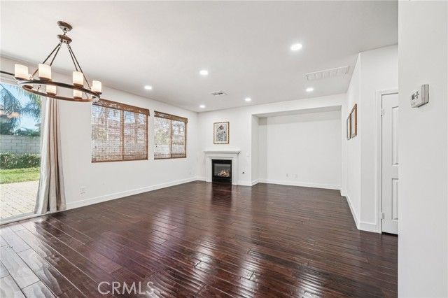 6658 Bright Gem Court, Eastvale, CA 92880