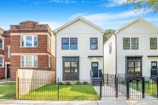 5731 W Ohio Street, Chicago, IL 60644