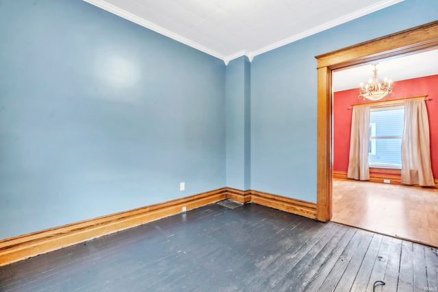 629 E Diamond Street, Kendallville, IN 46755