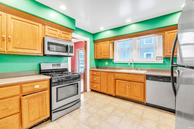 629 E Diamond Street, Kendallville, IN 46755