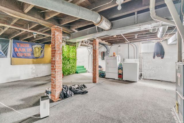 629 E Diamond Street, Kendallville, IN 46755