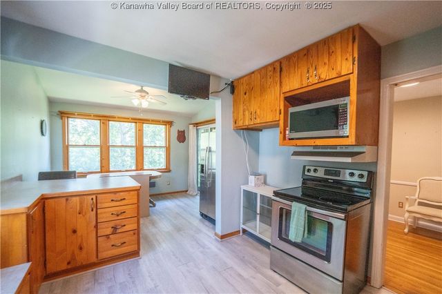 619 Churchill Drive, Charleston, WV 25314