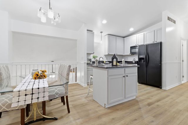 7258 Royal Troon Drive, Ypsilanti, MI 48197