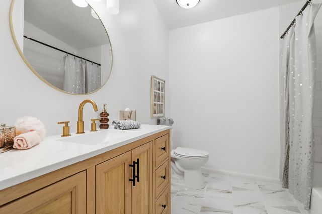 7258 Royal Troon Drive, Ypsilanti, MI 48197