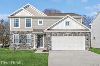 2027 Stillwater Drive, Davison Township, MI 48423
