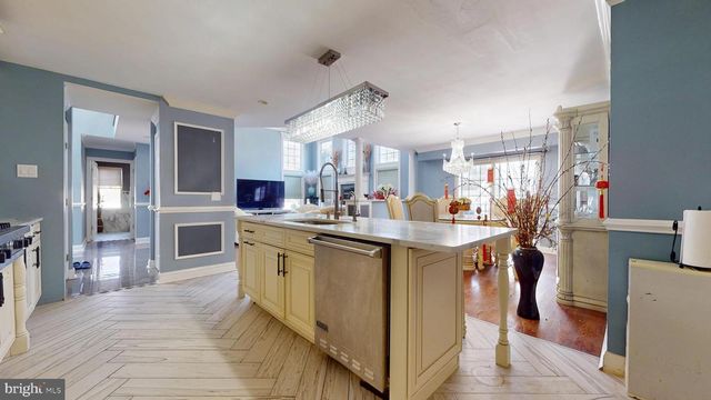 1900 OAK AVE, Northfield, NJ 08225