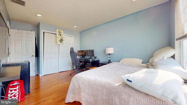 1900 OAK AVE, Northfield, NJ 08225