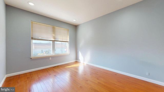 1900 OAK AVE, Northfield, NJ 08225