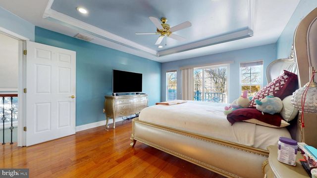 1900 OAK AVE, Northfield, NJ 08225