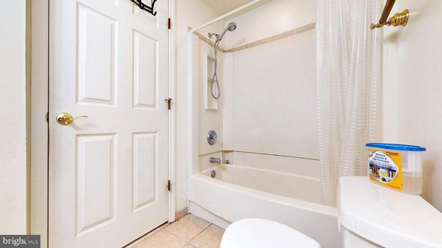 1900 OAK AVE, Northfield, NJ 08225