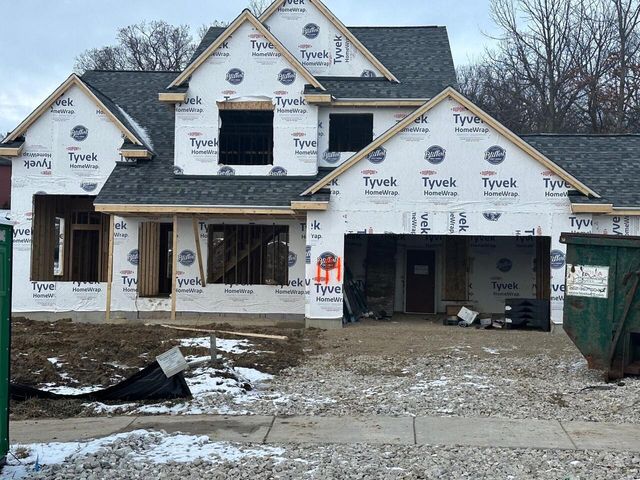 114 Retzer View COURT, Waukesha, WI 53188