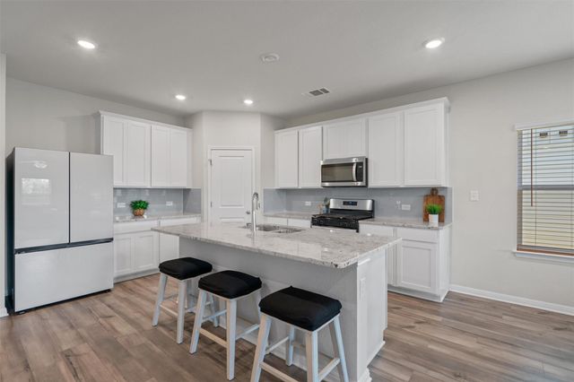506 Windy Reed RD, Hutto, TX 78634
