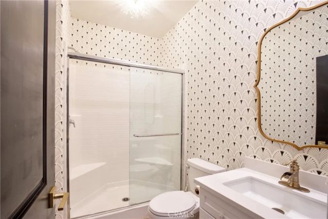 33063 Table Rock Drive, Winchester, CA 92596