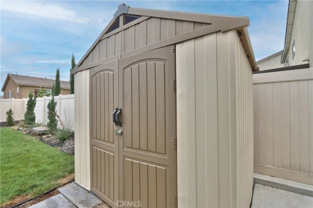 33063 Table Rock Drive, Winchester, CA 92596