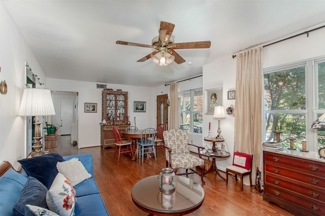 802 Kirkwood Drive, Dallas, TX 75218