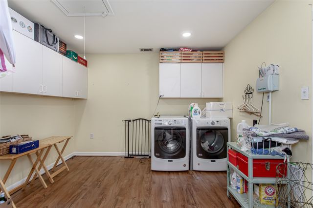 802 Kirkwood Drive, Dallas, TX 75218