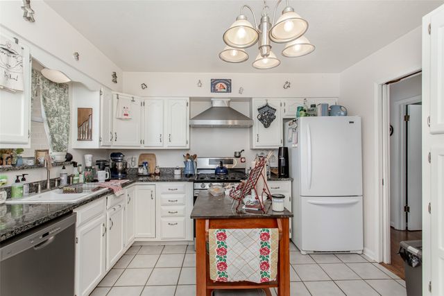 802 Kirkwood Drive, Dallas, TX 75218