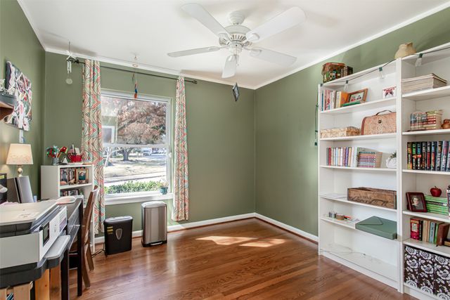 802 Kirkwood Drive, Dallas, TX 75218