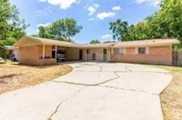 2201 Lanier DR A, Austin, TX 78757