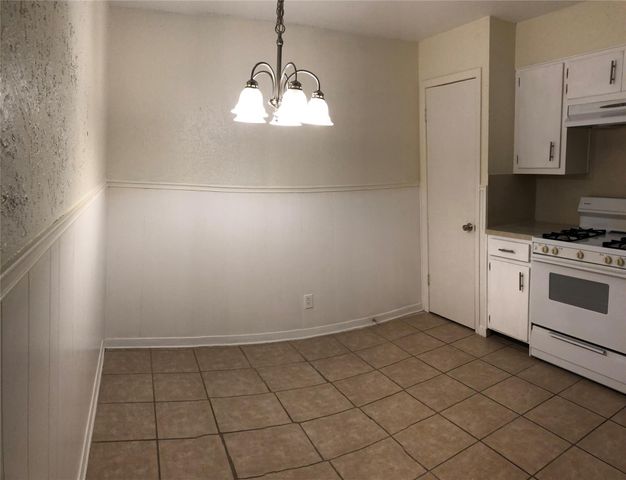 2201 Lanier DR A, Austin, TX 78757