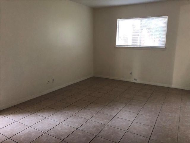 2201 Lanier DR A, Austin, TX 78757