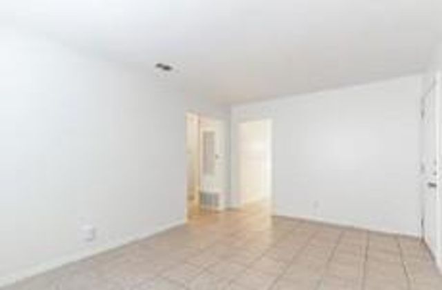 2201 Lanier DR A, Austin, TX 78757