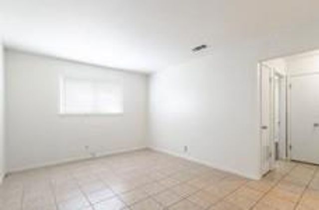 2201 Lanier DR A, Austin, TX 78757