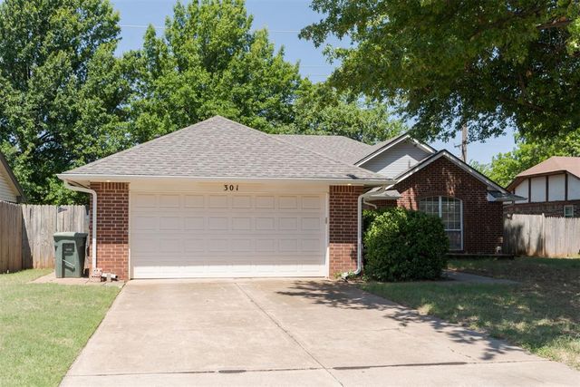 301 N Rockypoint Drive, Edmond, OK 73003