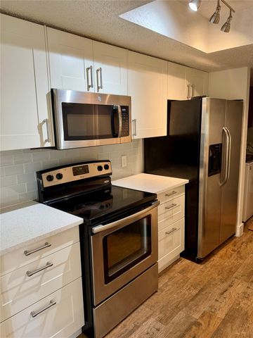 13304 Saddlebrook TRL A, Austin, TX 78729
