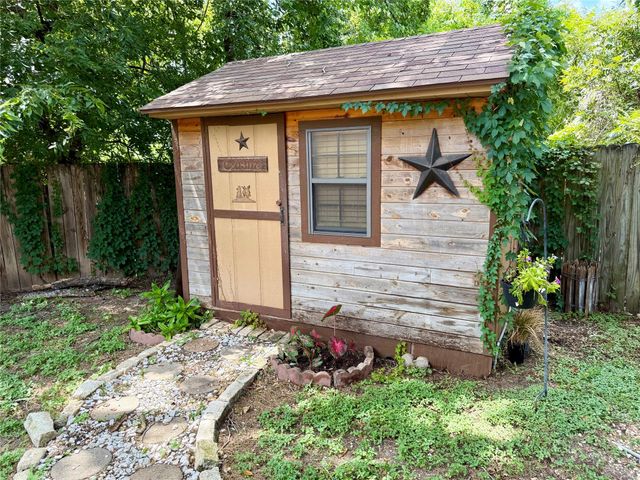 13304 Saddlebrook TRL A, Austin, TX 78729