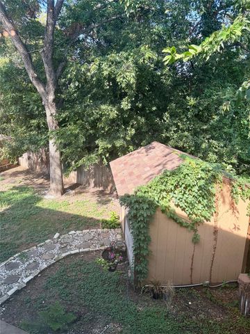 13304 Saddlebrook TRL A, Austin, TX 78729