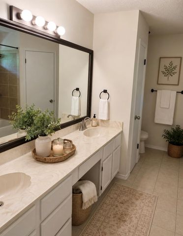 13304 Saddlebrook TRL A, Austin, TX 78729