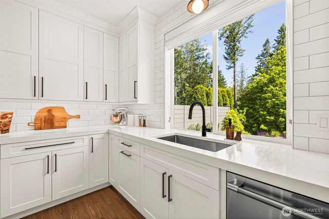 34102 SE Salal Street, Snoqualmie, WA 98065