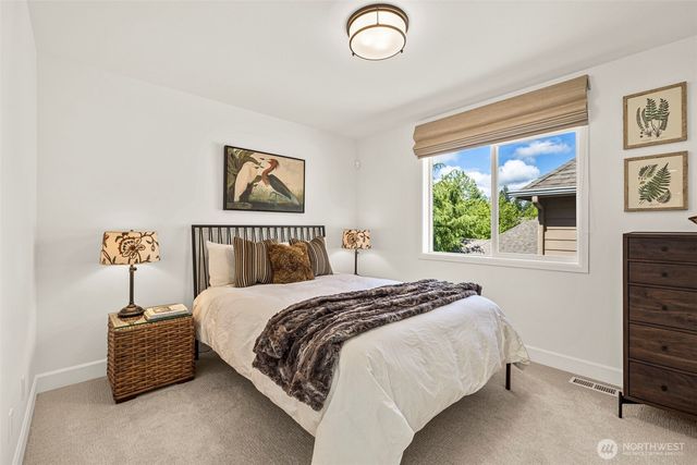34102 SE Salal Street, Snoqualmie, WA 98065