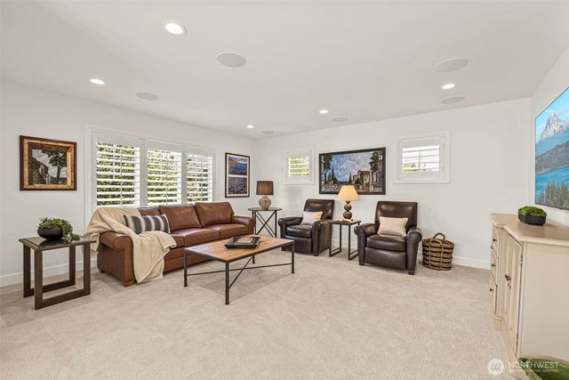 34102 SE Salal Street, Snoqualmie, WA 98065