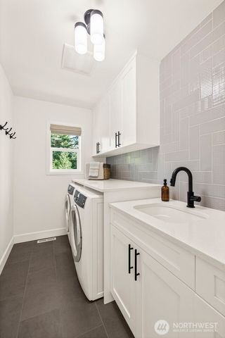 34102 SE Salal Street, Snoqualmie, WA 98065