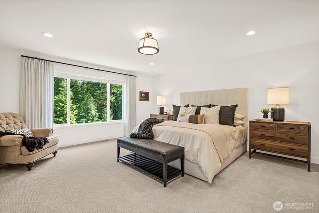 34102 SE Salal Street, Snoqualmie, WA 98065