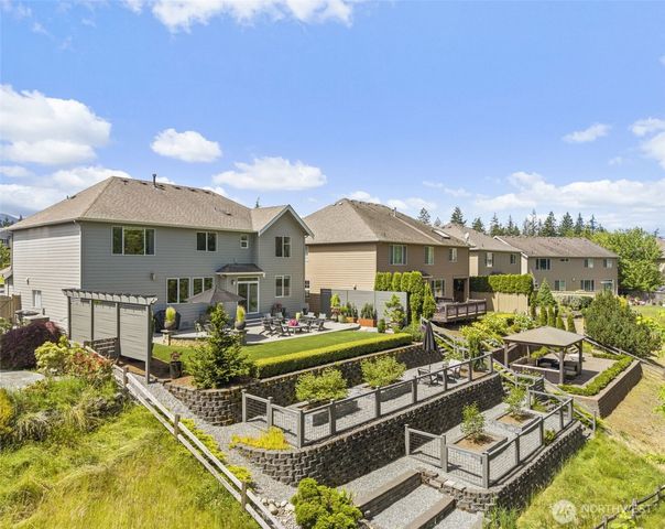 34102 SE Salal Street, Snoqualmie, WA 98065